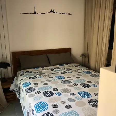 Studio 118 Rue Saint Charles 15 Apartment