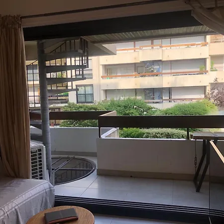 Studio 118 Rue Saint Charles 15 *